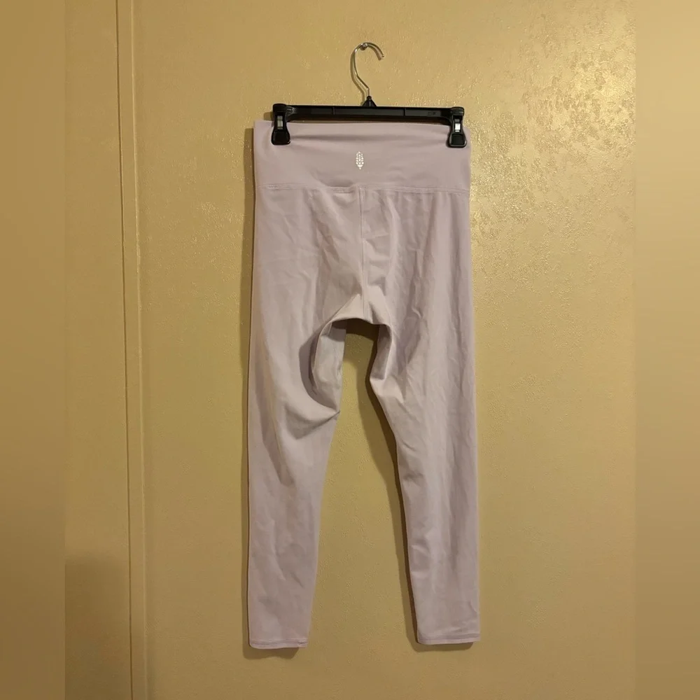 NWOT Free People Movement Never Better 7/8 Length Leggings sz L